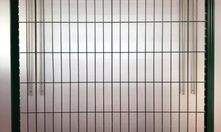 Panneau de 2,5m RAL 7016 (vert) 